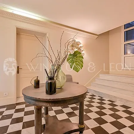 7e Invalides Tour Eiffel Apartment *